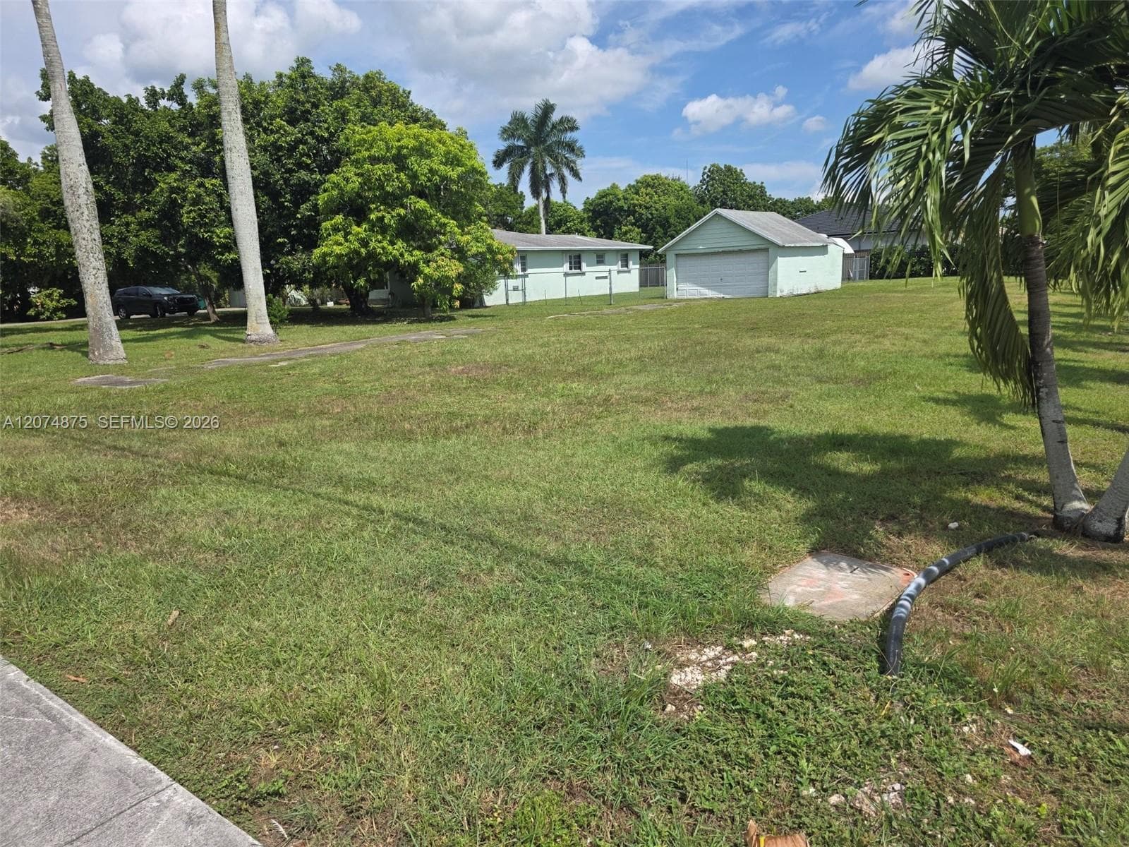 15905 SW 280th St photo 11