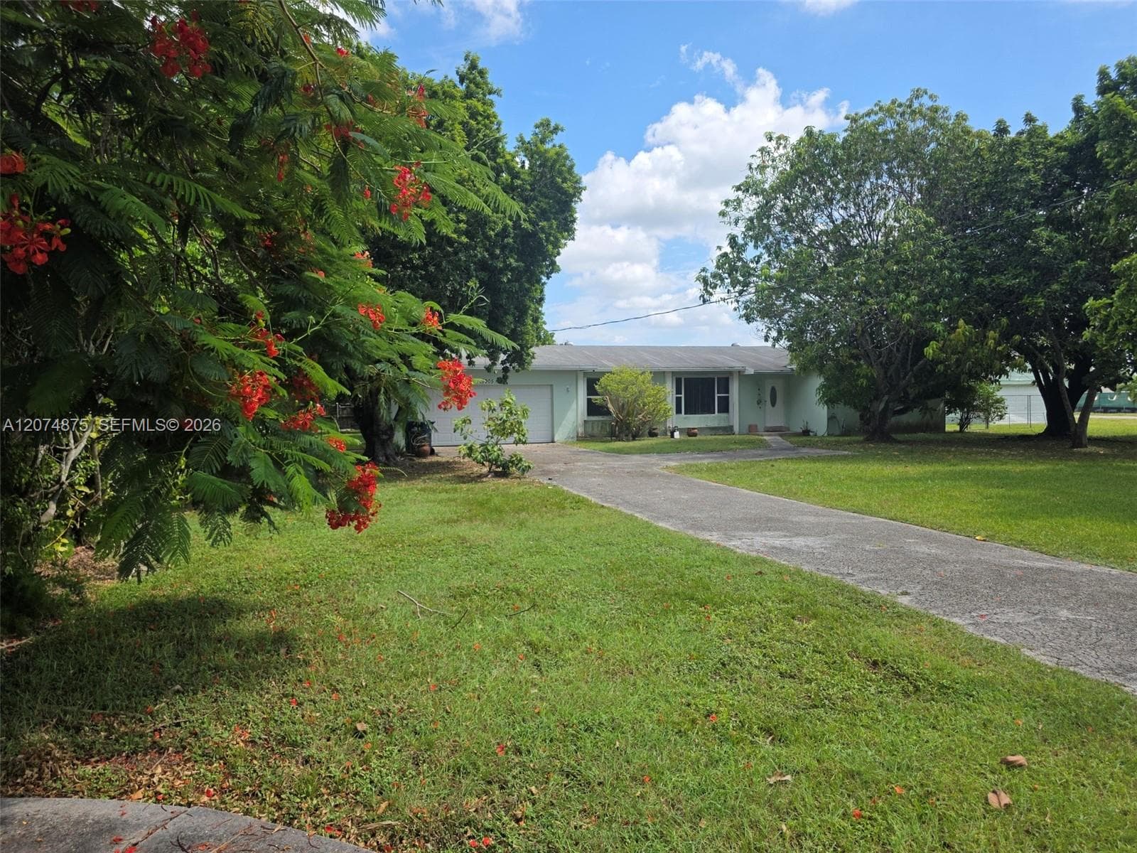15905 SW 280th St photo 8