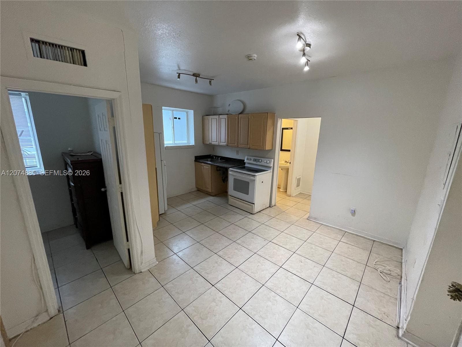 RIVER LOFTS CONDO · #207 in Miami - Photo 2