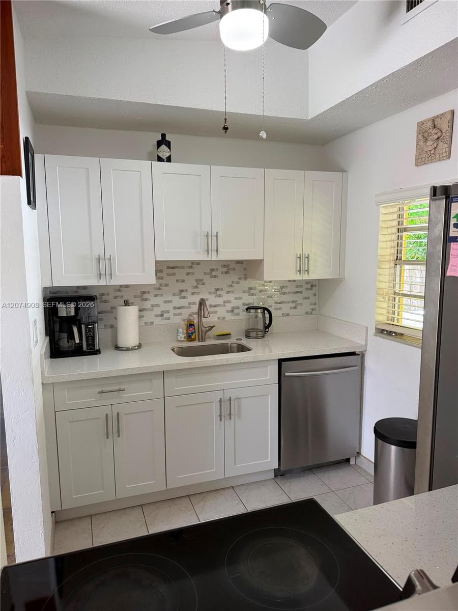935 Polk St #0 photo 3