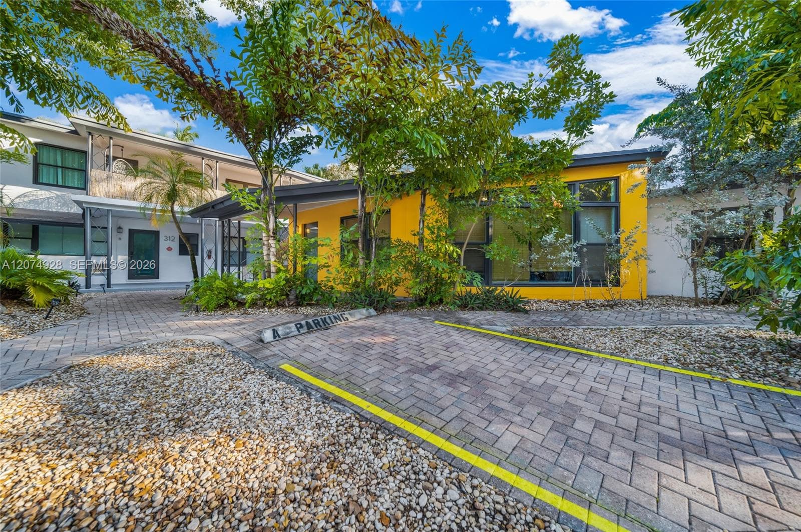 VICTORIA PARK CORR AMEN P · #C in Fort Lauderdale - Photo 28