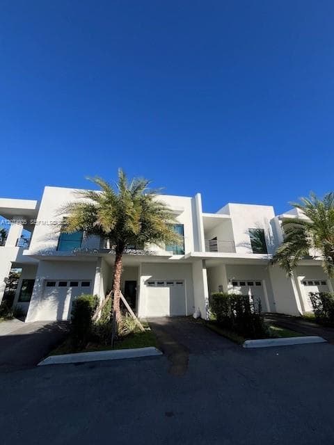 HOLLYWOOD LITTLE RANCHES · #4 in Hollywood - Photo 3