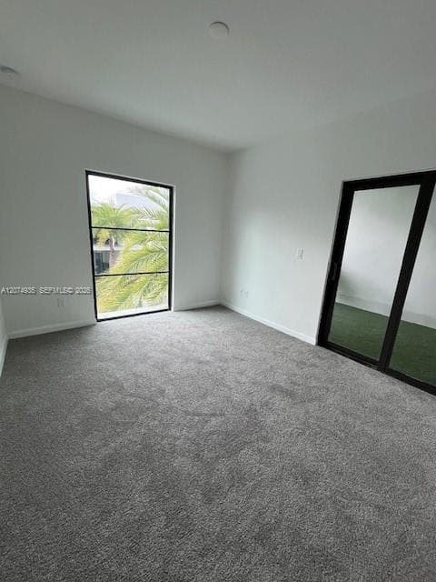 HOLLYWOOD LITTLE RANCHES · #4 in Hollywood - Photo 11
