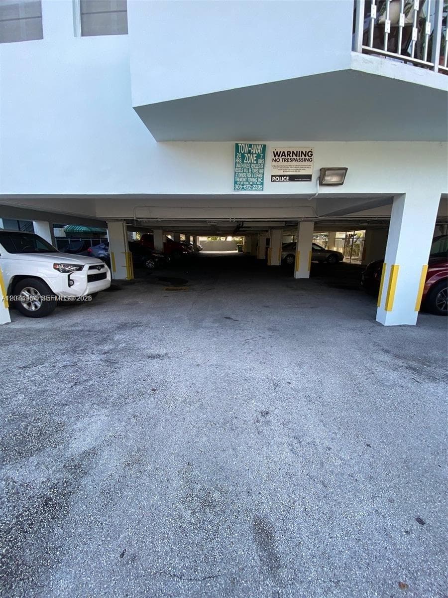 LISETTE CONDO · #206 in Miami Beach - Photo 5