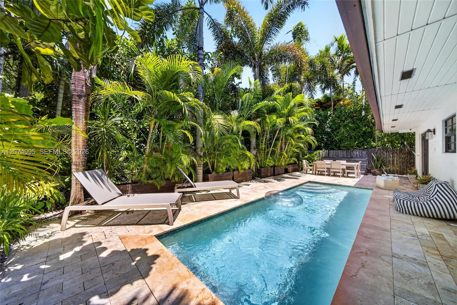 1043 Alfonso Ave photo 30