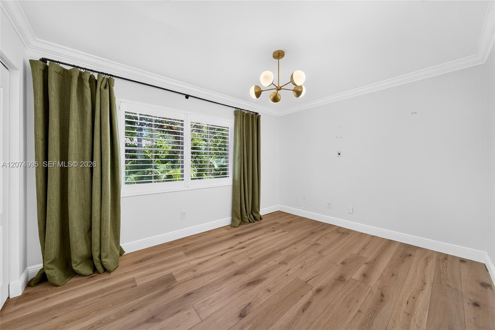 1043 Alfonso Ave photo 18