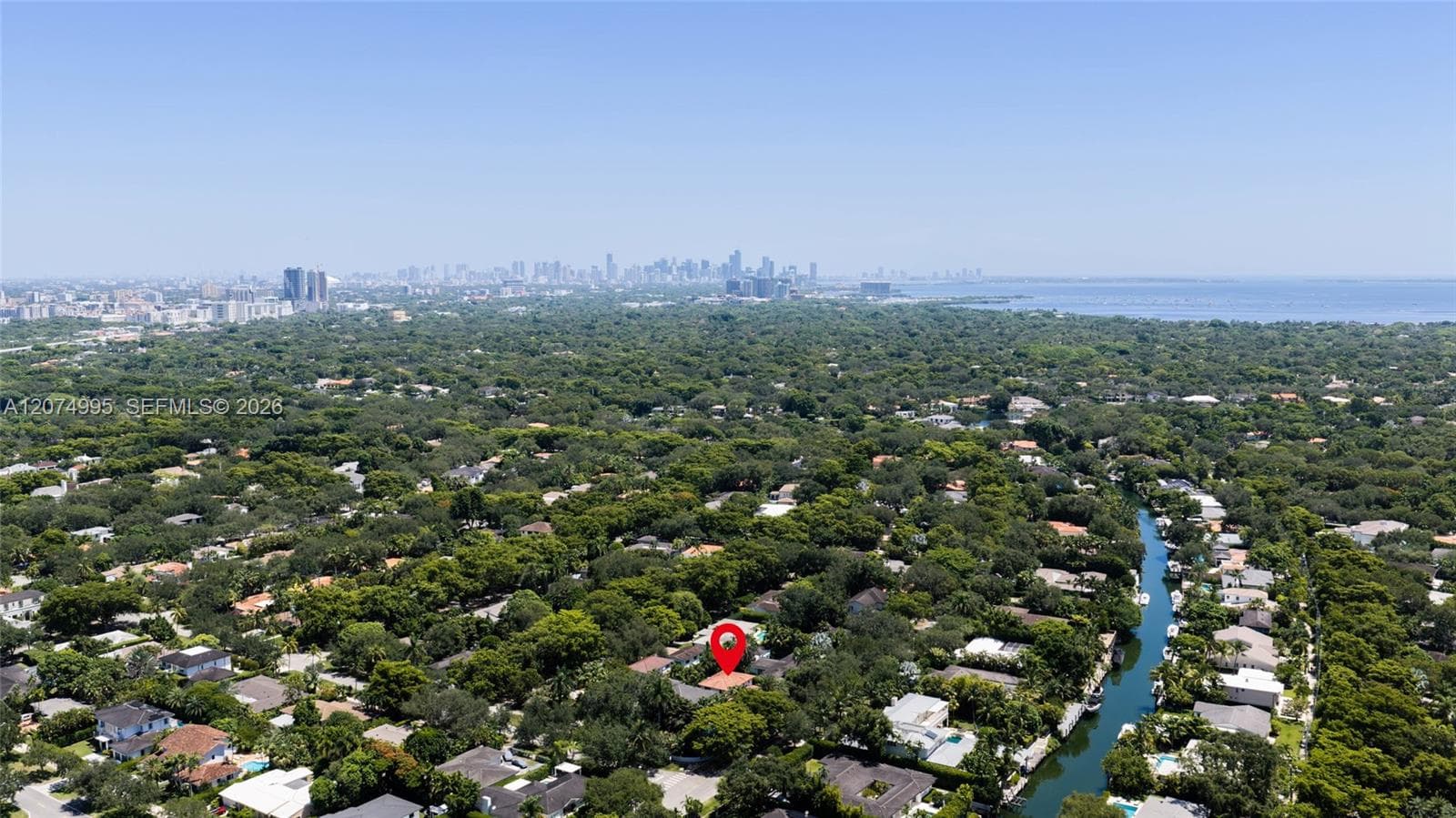 1043 Alfonso Ave photo 37