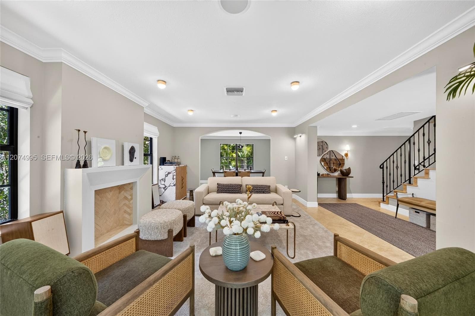 1043 Alfonso Ave photo 8