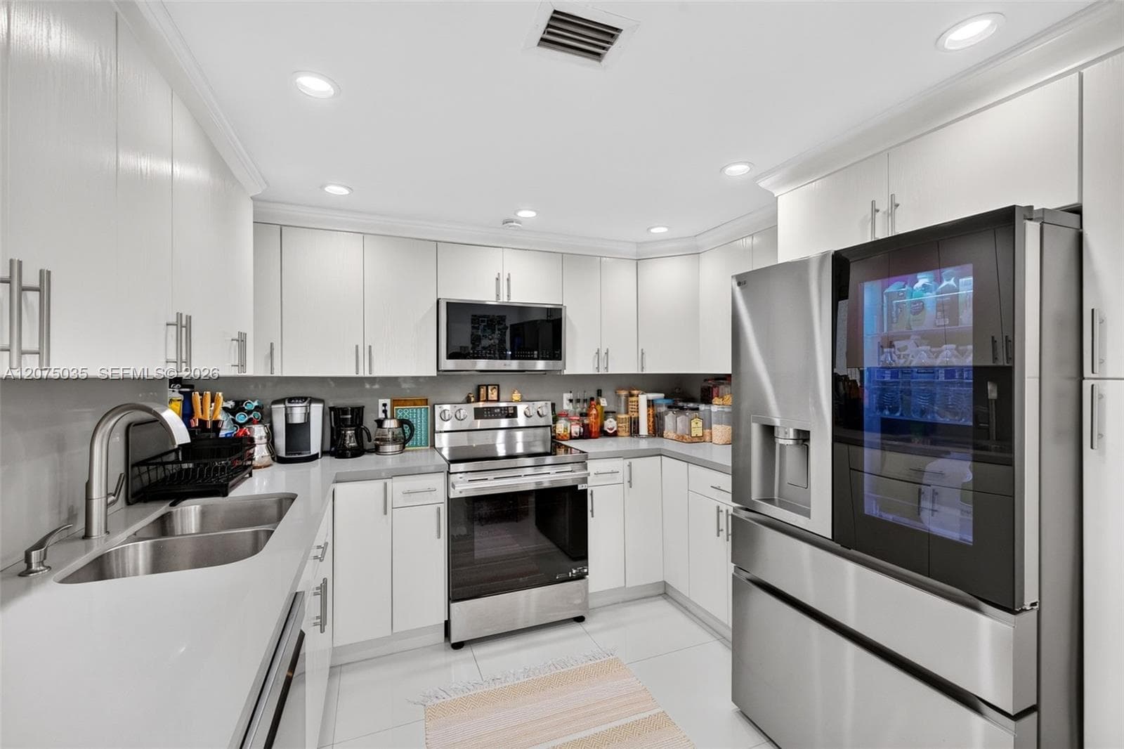 POINCIANA ISLAND · #103 in Sunny Isles Beach - Photo 34