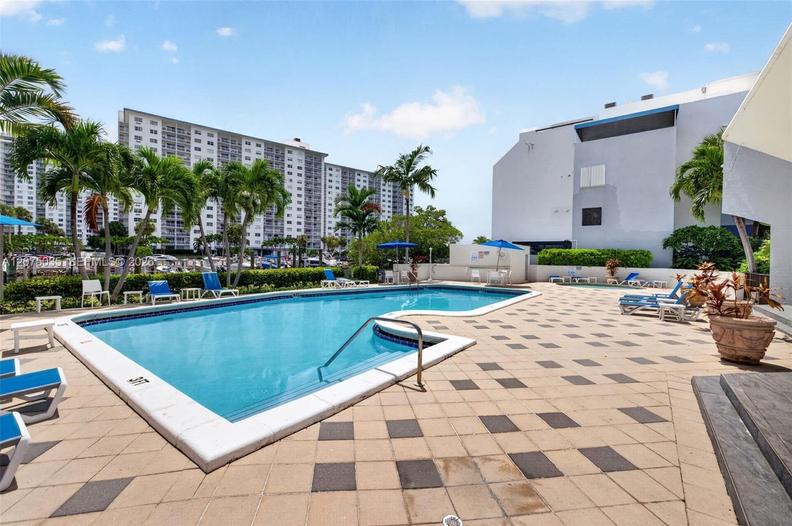POINCIANA ISLAND · #103 in Sunny Isles Beach - Photo 89
