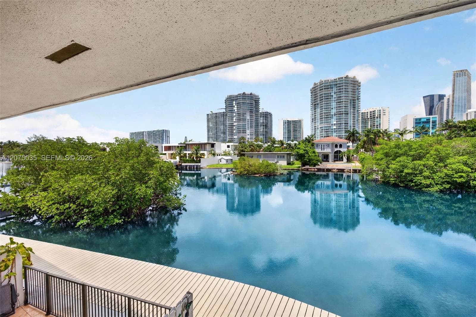 POINCIANA ISLAND · #103 in Sunny Isles Beach - Photo 49