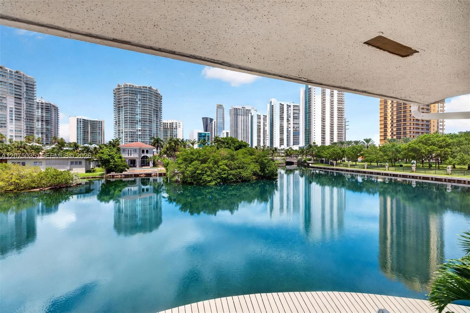 POINCIANA ISLAND · #103 in Sunny Isles Beach - Photo 51