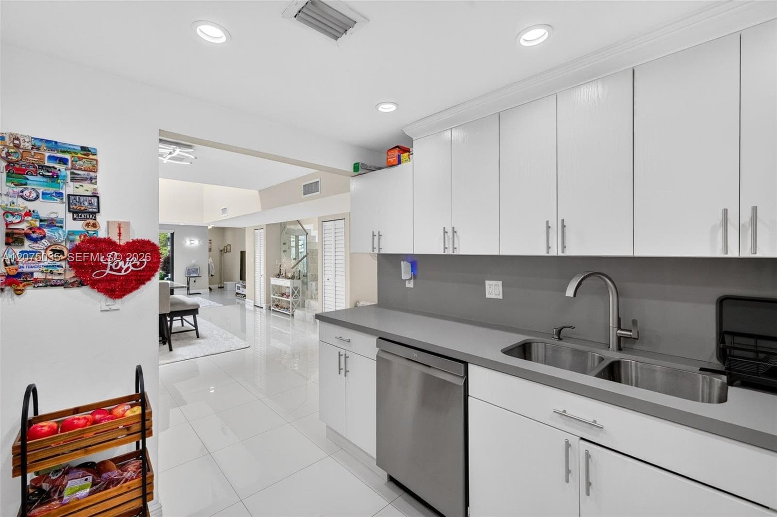 POINCIANA ISLAND · #103 in Sunny Isles Beach - Photo 37