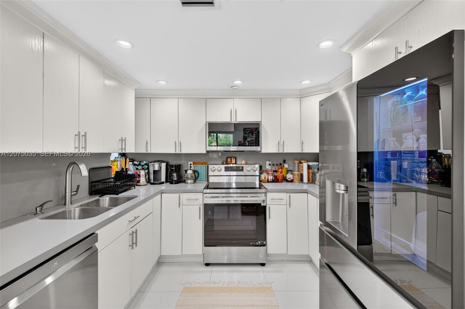 POINCIANA ISLAND · #103 in Sunny Isles Beach - Photo 35
