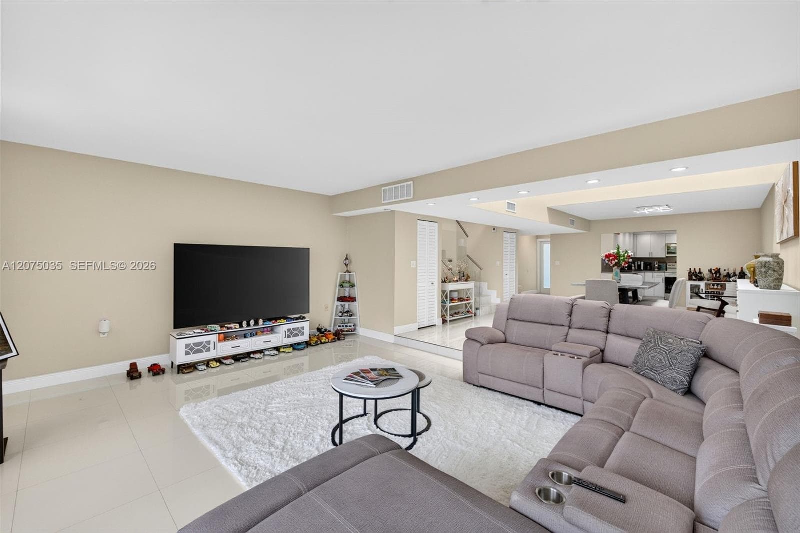 POINCIANA ISLAND · #103 in Sunny Isles Beach - Photo 31
