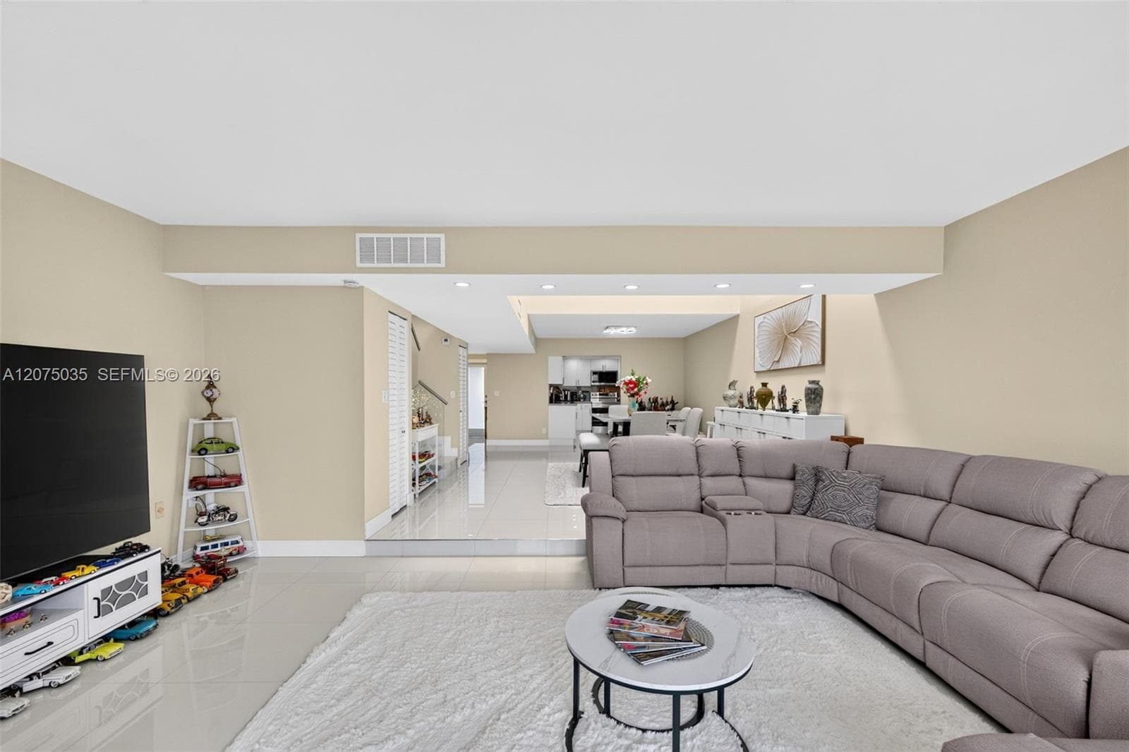 POINCIANA ISLAND · #103 in Sunny Isles Beach - Photo 29