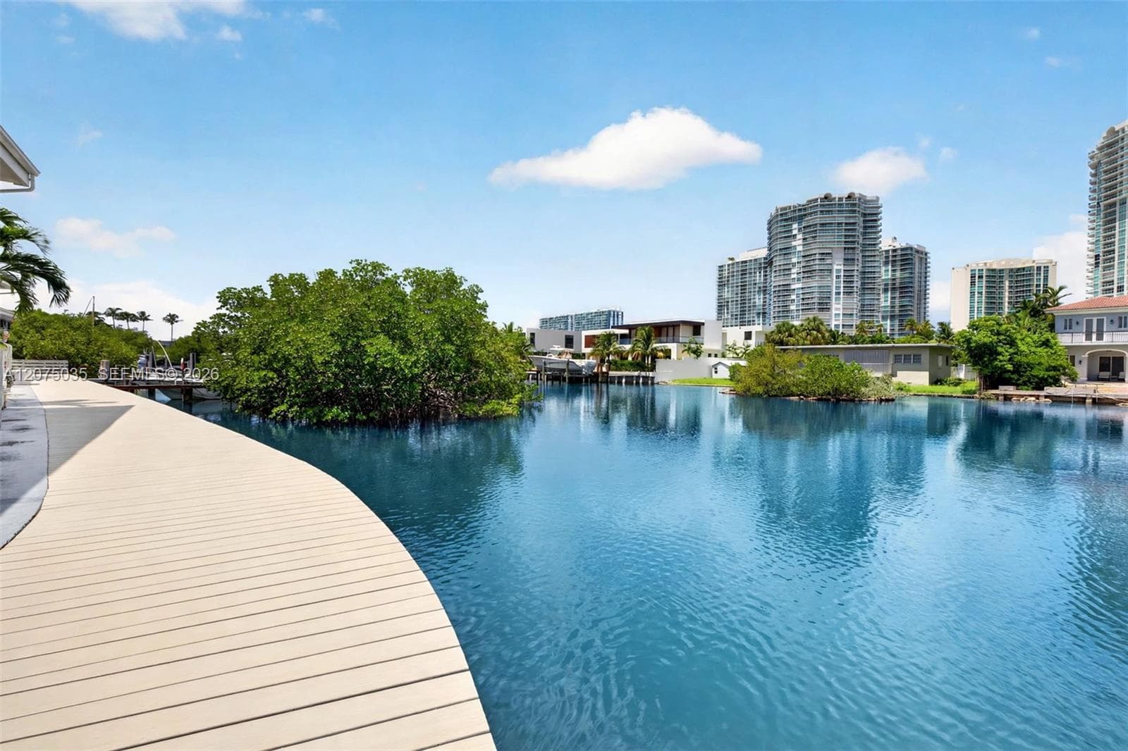 POINCIANA ISLAND · #103 in Sunny Isles Beach - Photo 4