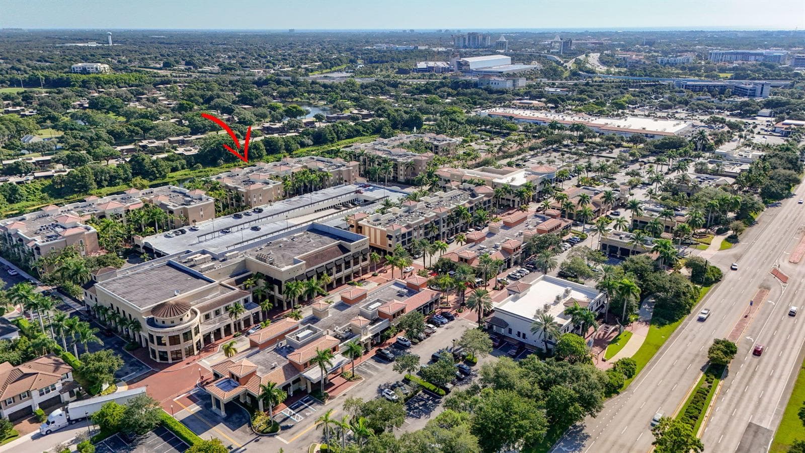 Aerial over Plaza