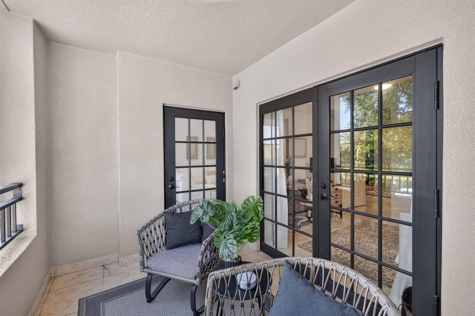 Lakefront Balcony