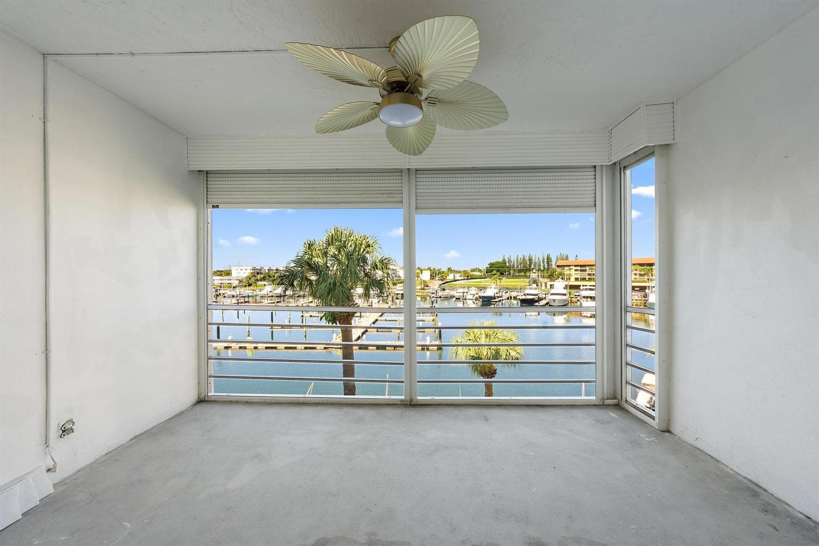 29 Yacht Club Dr 405-10