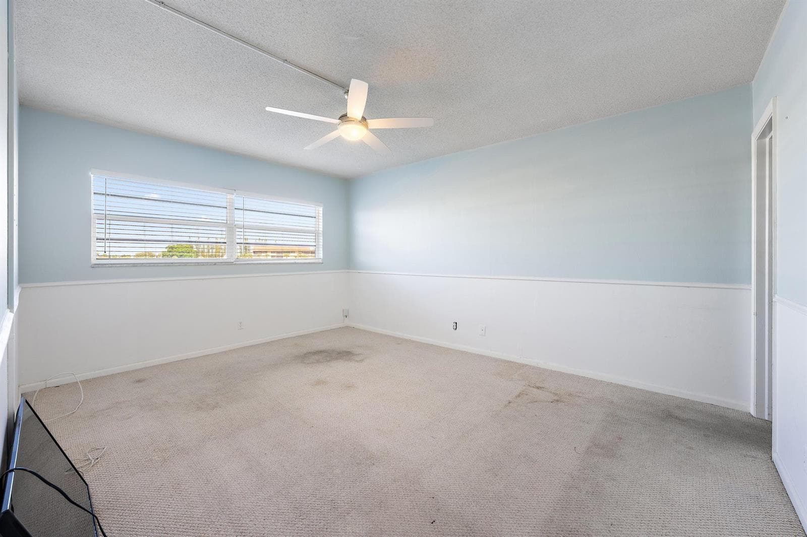 29 Yacht Club Dr 405-8