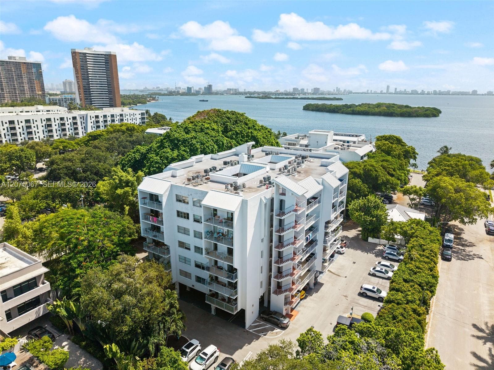 NIRVANA CONDO NO FOUR CON · #D206 in Miami - Photo 1