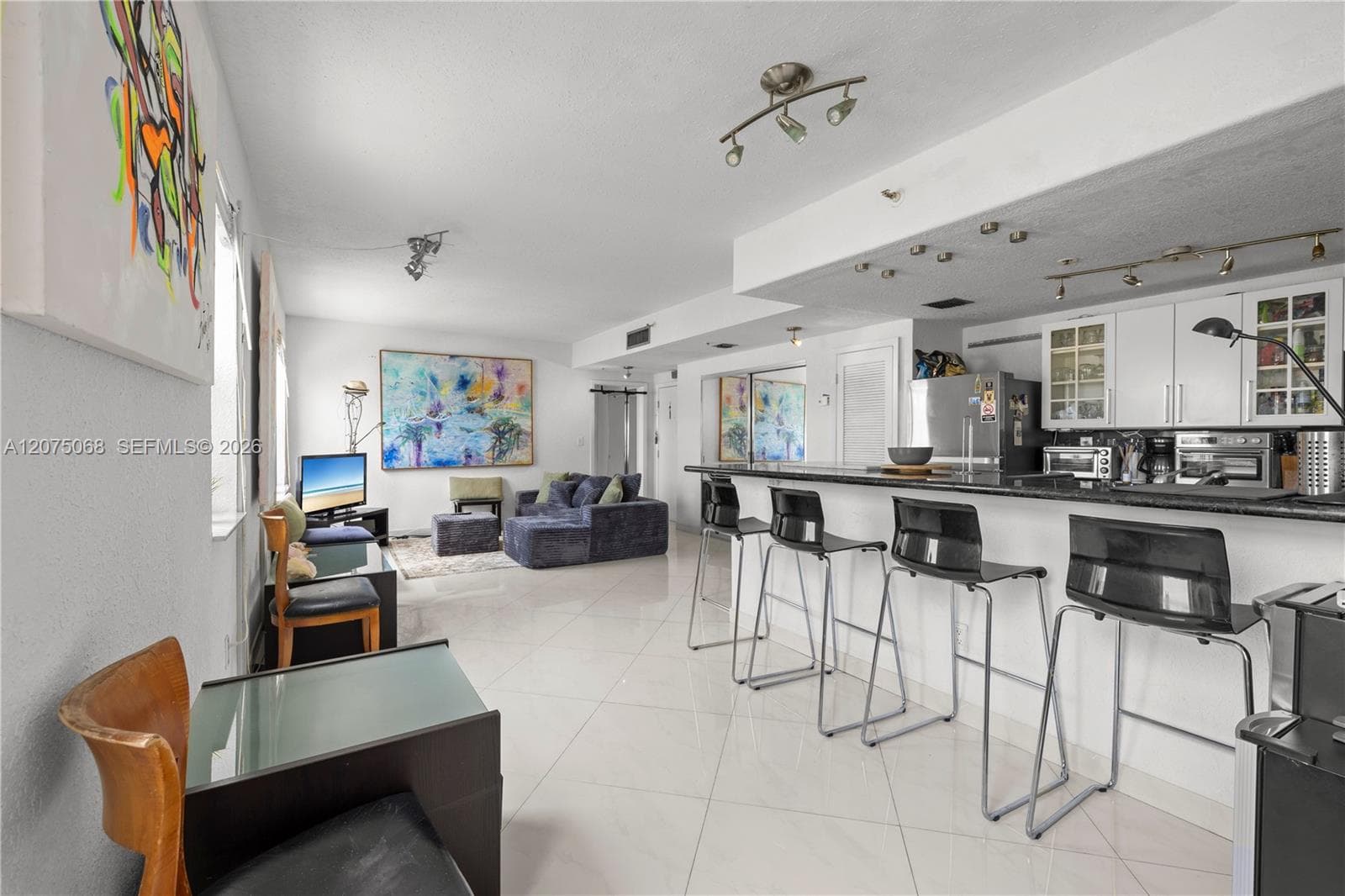 THE LEXINGTON · #305 in Miami Beach - Photo 10