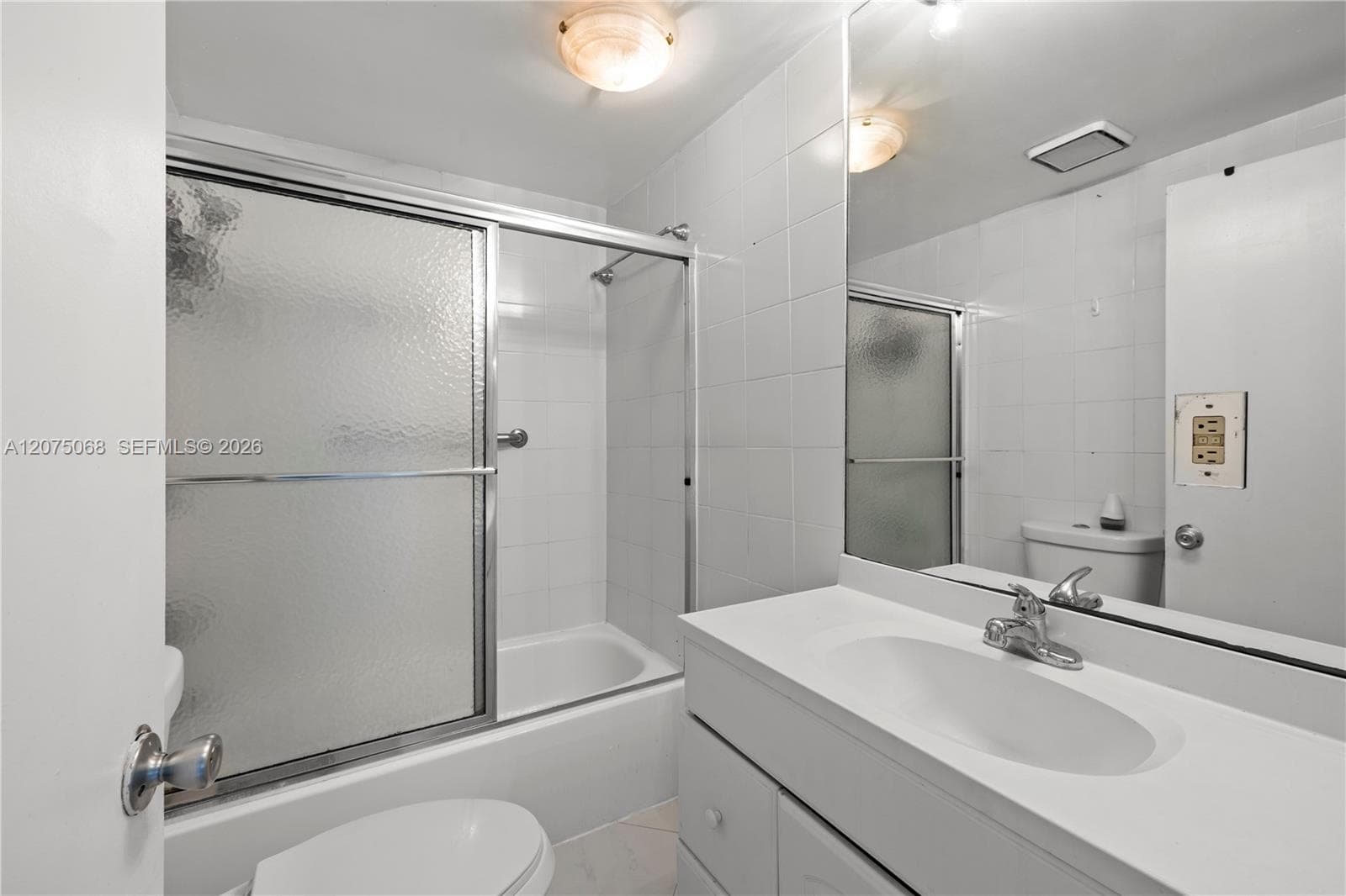 THE LEXINGTON · #305 in Miami Beach - Photo 14