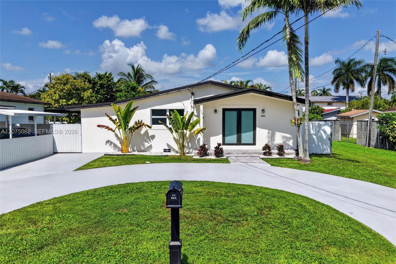 500 SW 121st Ave photo 1