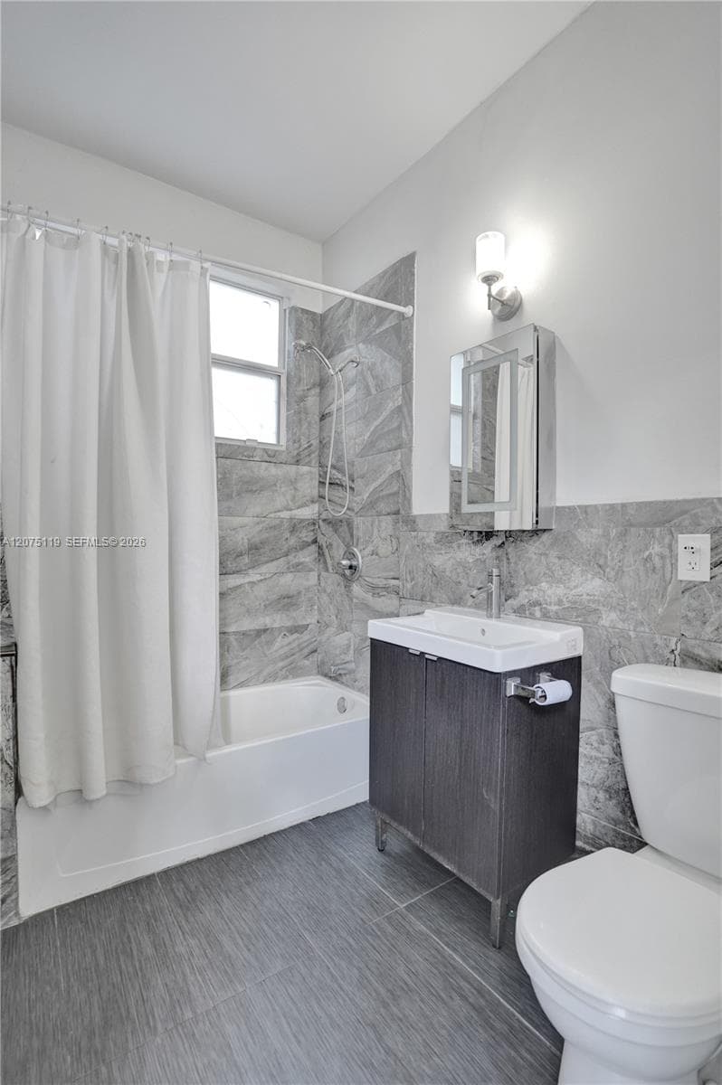 2701 Garfield St photo 31