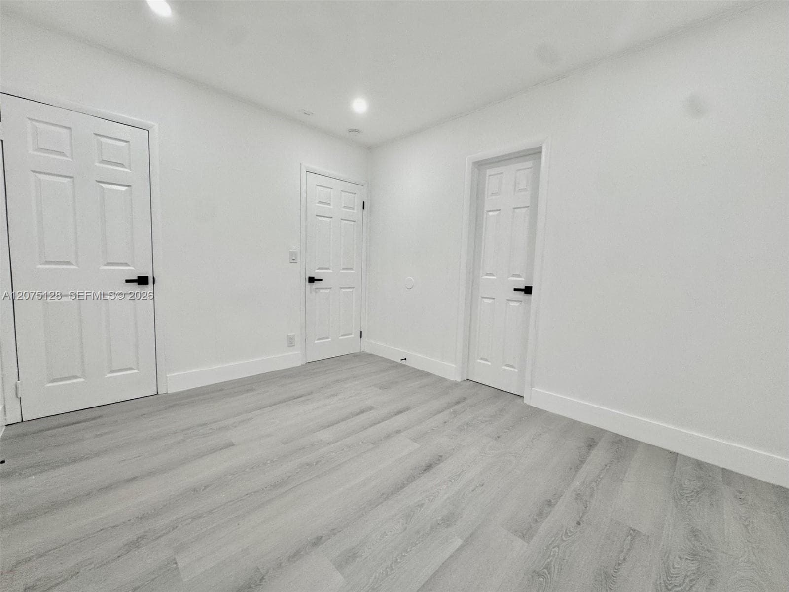 GEO M PHIPPENS SUB IN · #000 in Hallandale Beach - Photo 12