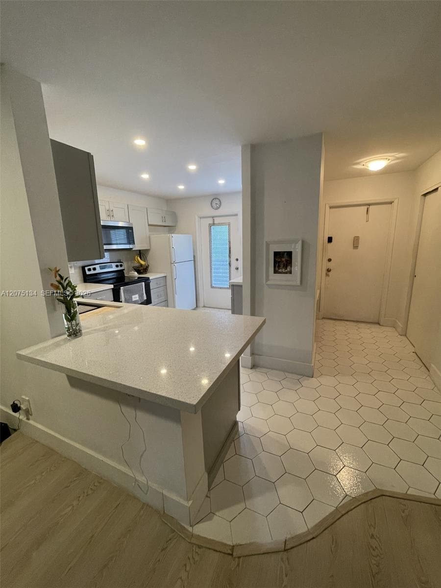 Fairways Royale Condo · #211 in Hallandale Beach - Photo 5