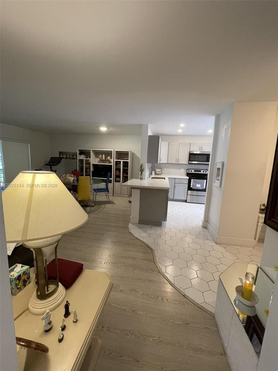Fairways Royale Condo · #211 in Hallandale Beach - Photo 20