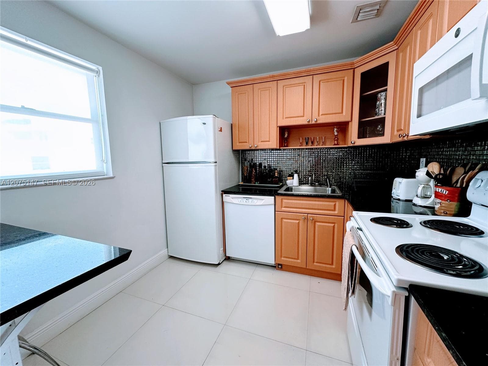 ALTON STAR CONDO · #503 in Miami Beach - Photo 2