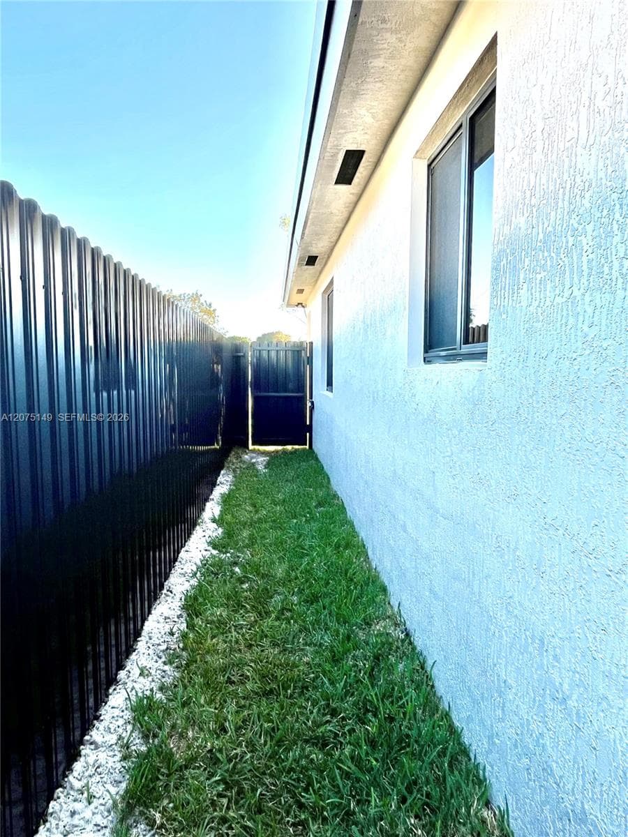 2421 NW 152nd Ter photo 5