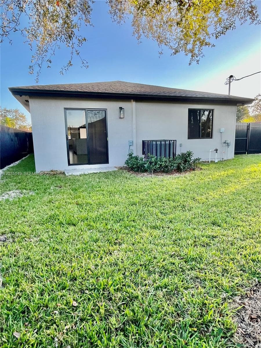 2421 NW 152nd Ter photo 8