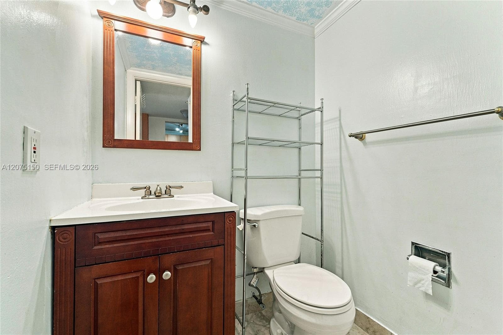 IMPERIAL TOWERS NORTH · #640 in Hallandale Beach - Photo 13