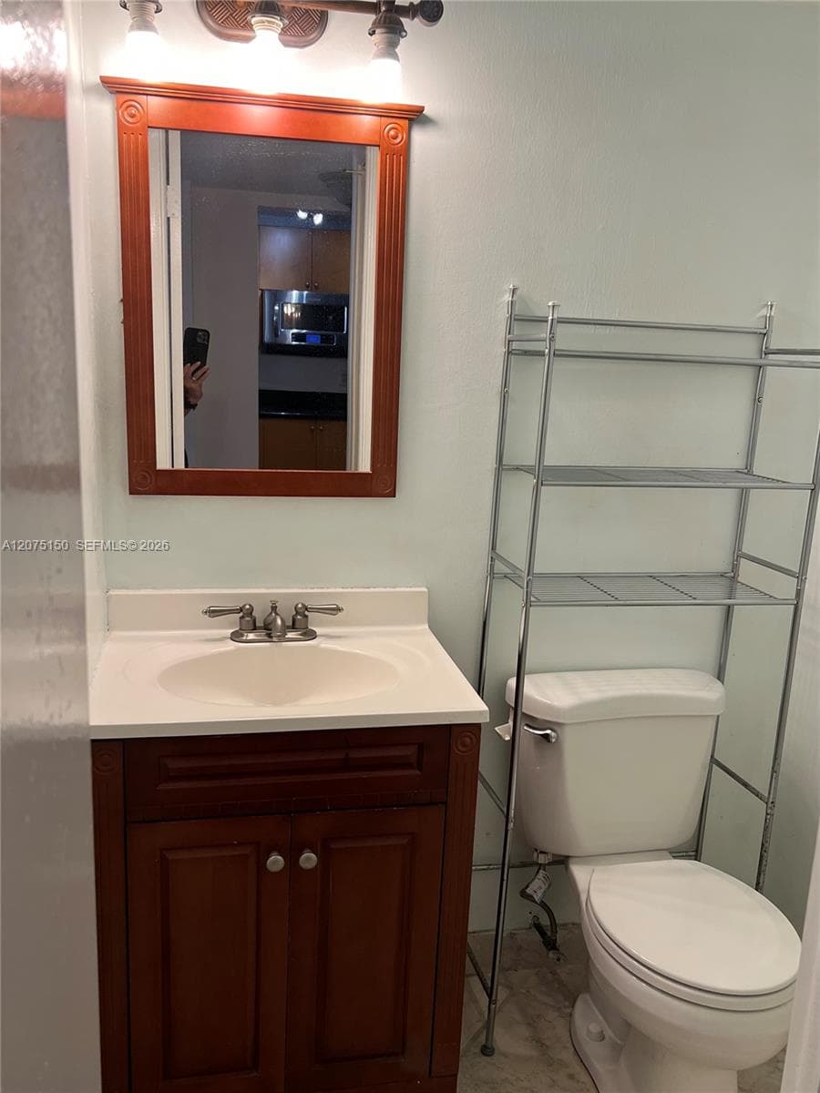 IMPERIAL TOWERS NORTH · #640 in Hallandale Beach - Photo 34