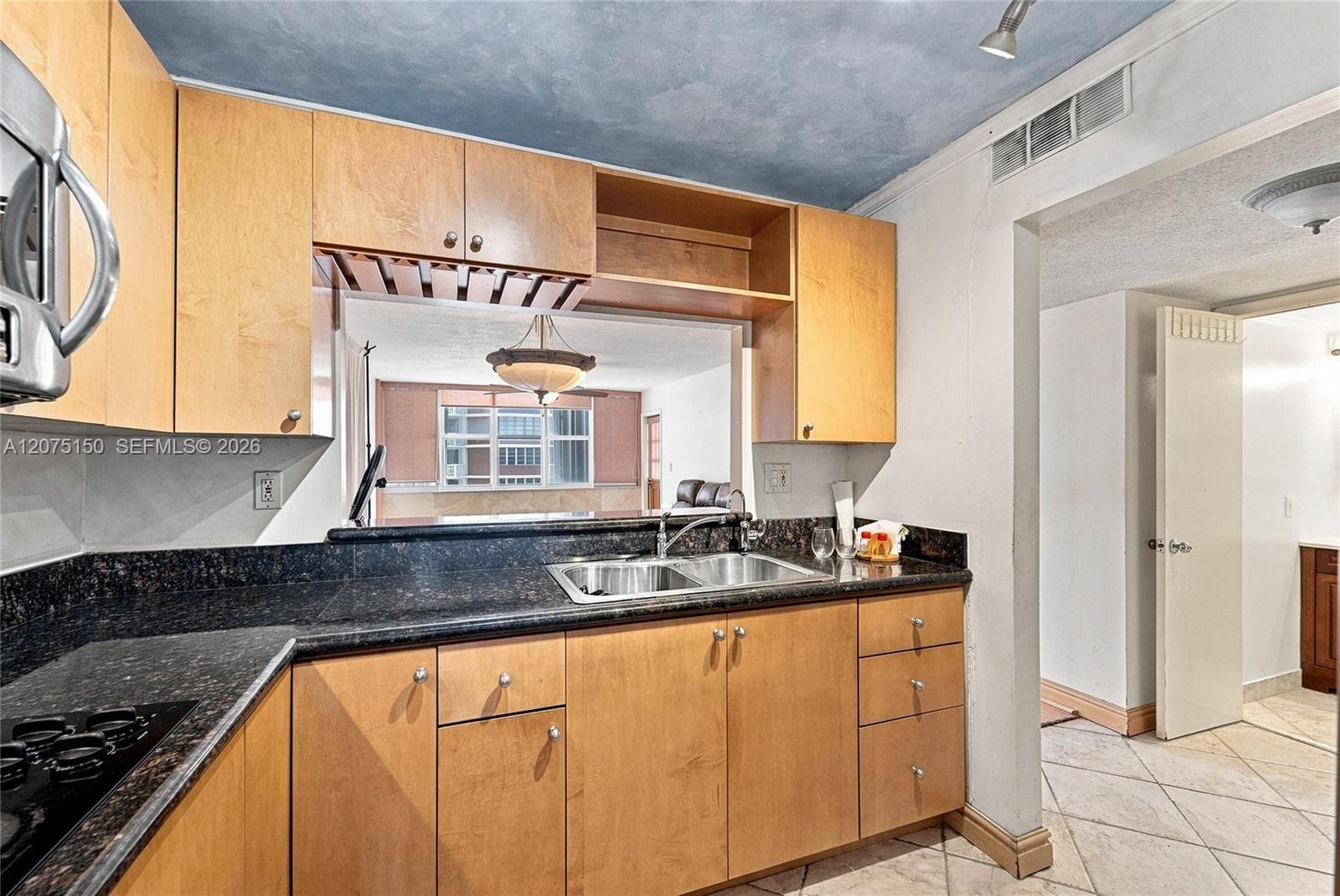 IMPERIAL TOWERS NORTH · #640 in Hallandale Beach - Photo 10