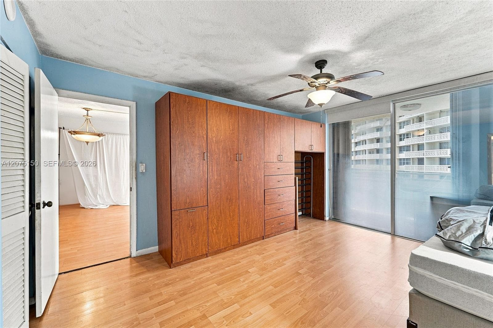 IMPERIAL TOWERS NORTH · #640 in Hallandale Beach - Photo 15