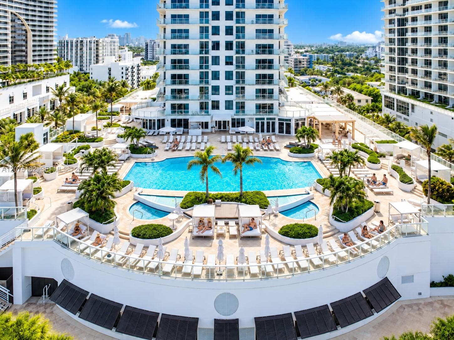 Q CLUB RESORT & RESIDENCE · #1801 in Fort Lauderdale - Photo 3