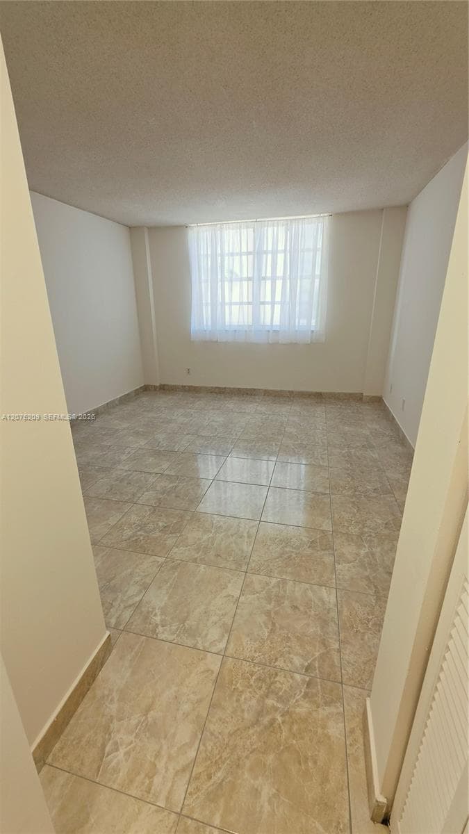 PLAZA TOWERS SOUTH CONDO · #202 in Hallandale Beach - Photo 17
