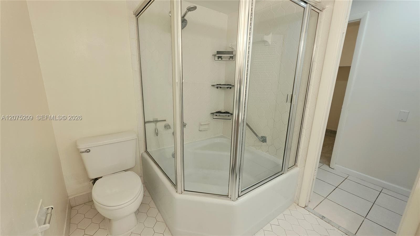 PLAZA TOWERS SOUTH CONDO · #202 in Hallandale Beach - Photo 24