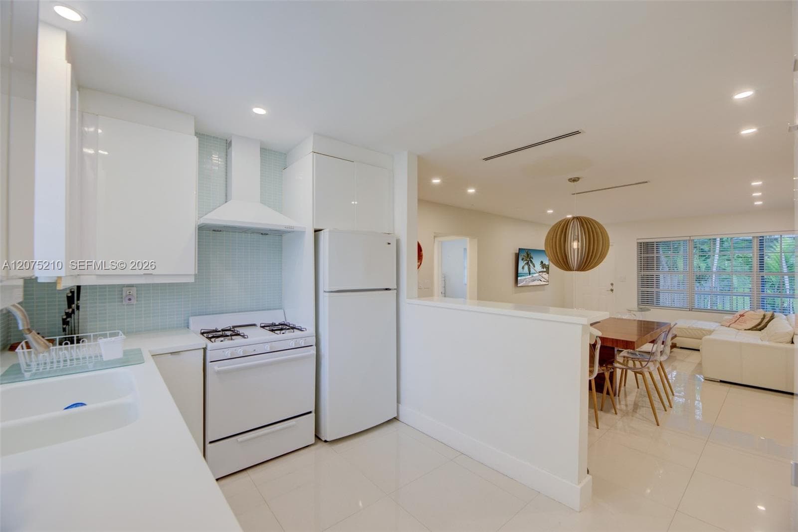 REX GARDENS CONDO · #12 in Bay Harbor Islands - Photo 13
