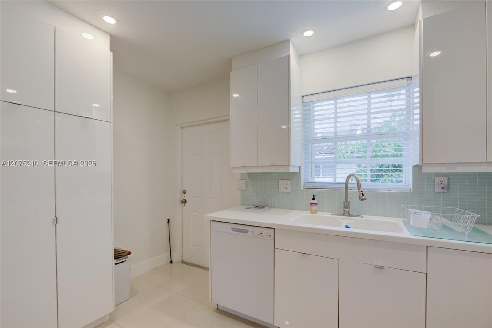 REX GARDENS CONDO · #12 in Bay Harbor Islands - Photo 12