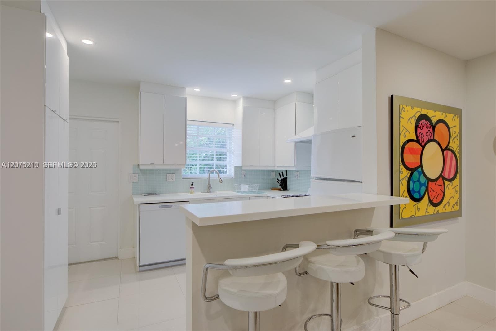 REX GARDENS CONDO · #12 in Bay Harbor Islands - Photo 10