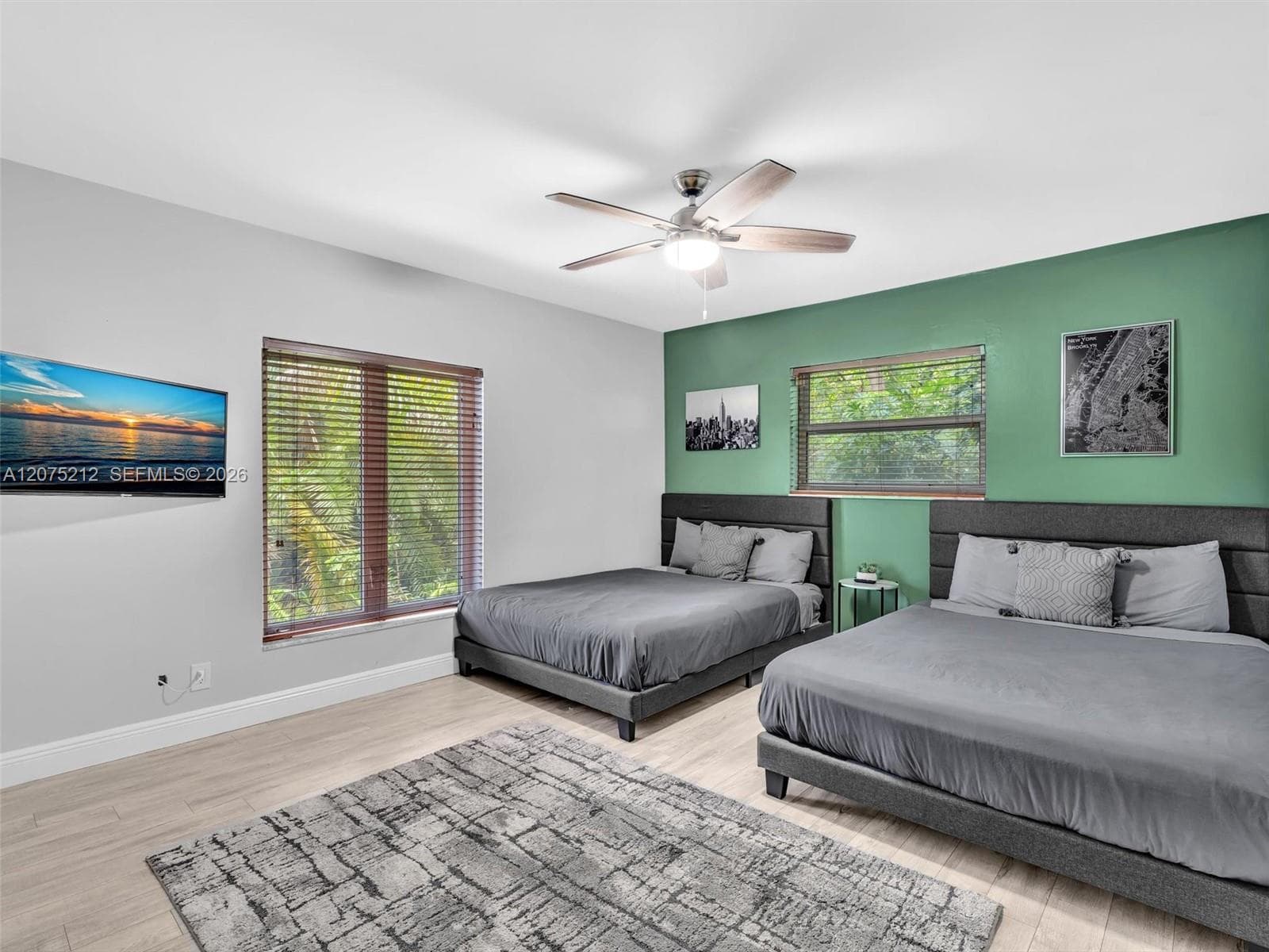 413 Tamarind Dr photo 32
