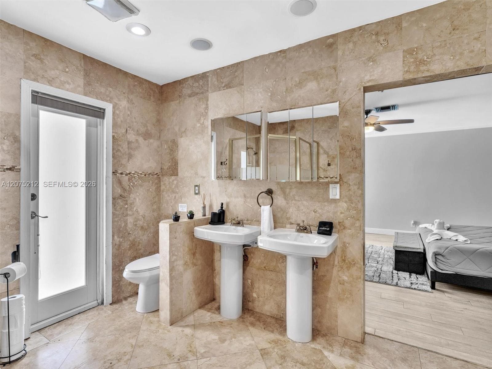 413 Tamarind Dr photo 24