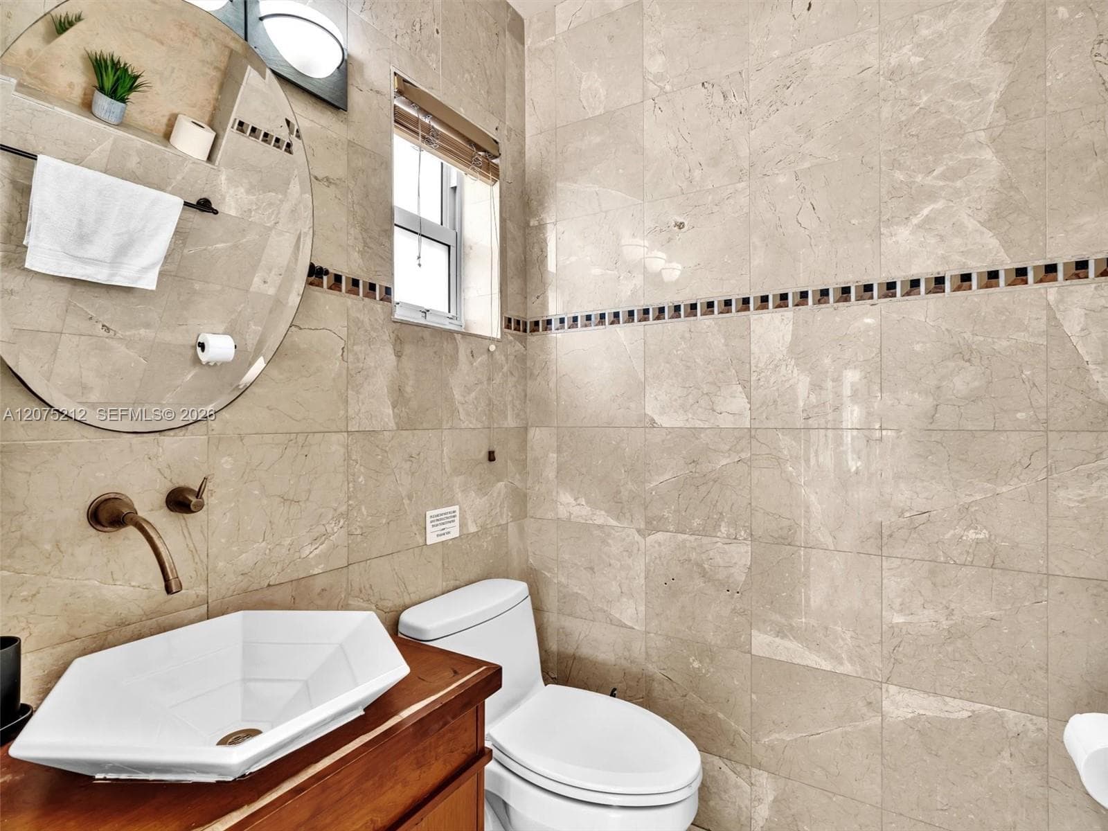 413 Tamarind Dr photo 21