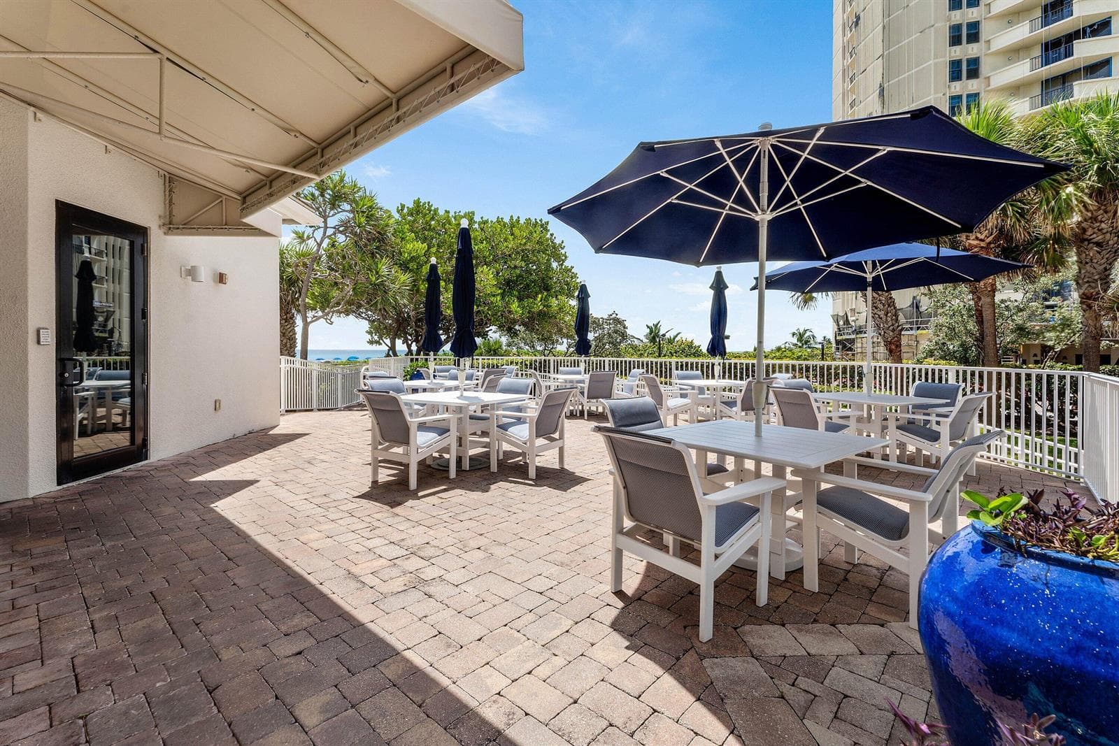 035-3000NorthOceanDrive-15C-RivieraBeach